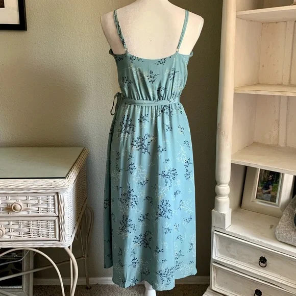 Amour Vert Varden Silk Wrap Dress - Picture 5 of 8